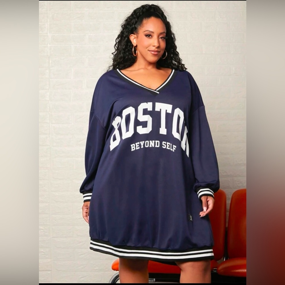 NWT oversize long sweatshirt that is casual and comfy